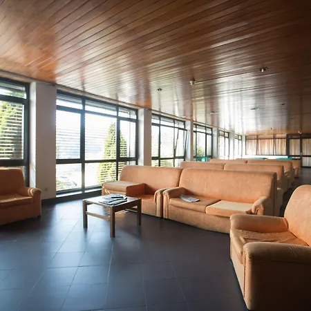 Hi Sao Pedro Do Sul - De Juventude * Termas de São Pedro do Sul